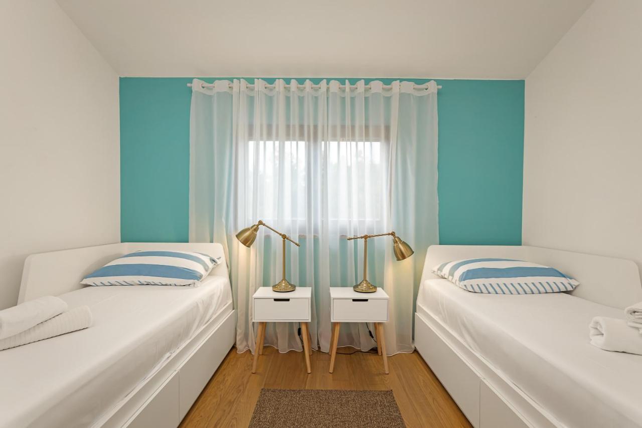 Apartments Cesare With Shared Pool Ližnjan 外观 照片